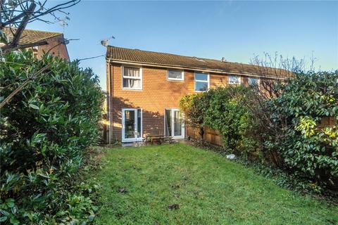 4 bedroom end of terrace house for sale, Arthur Close, Farnham, Surrey, GU9