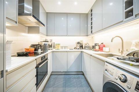 2 bedroom flat for sale, Durward Street, London E1