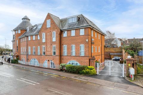 2 bedroom apartment for sale, Walsworth Road, Hitchin SG4