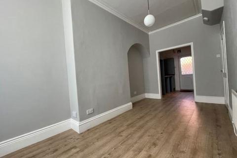 2 bedroom flat to rent, Marlborough Street South, South Shields