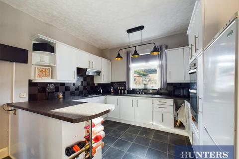 3 bedroom semi-detached house for sale, East Road, Bridlington