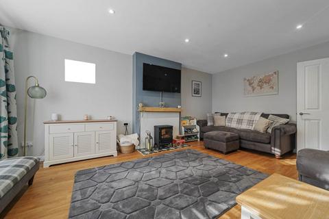 16 Elm Lane, Capel St Mary, Ipswich, IP9 2HS