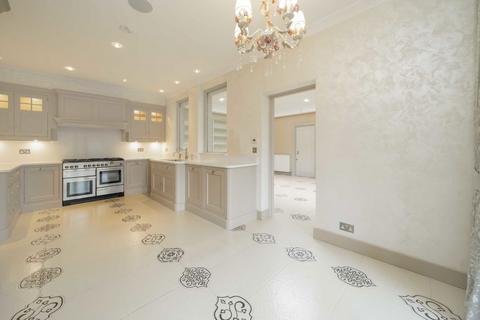 4 bedroom detached house for sale, Highfields Grove, London N6