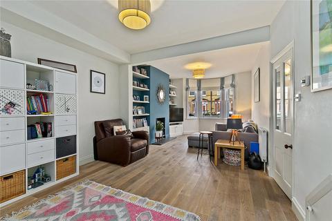 33 Silverhall Street, Isleworth, TW7 6RF