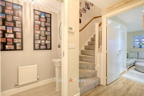 14 Cross Road, Clacton-on-sea, CO16 8GE