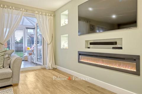 14 Cross Road, Clacton-on-sea, CO16 8GE