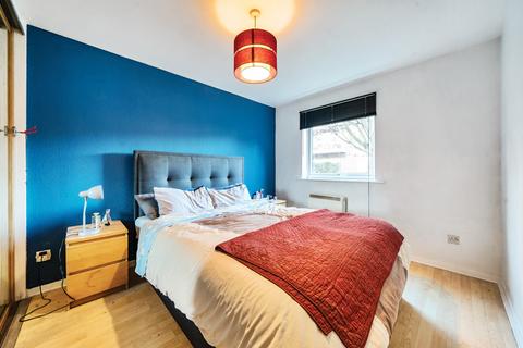 2 bedroom apartment for sale, Sunninghill Court, Bollo Bridge Road, London