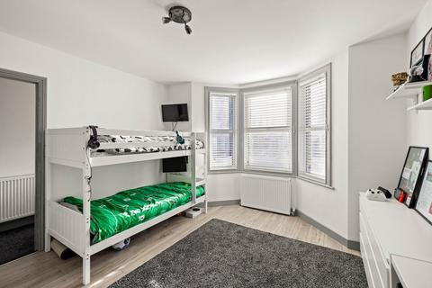 46 Longfield Road, Dover, CT17 9QR