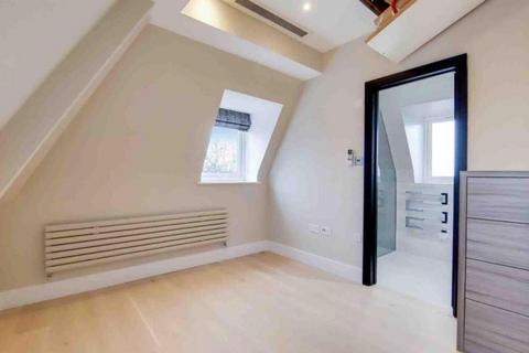 2 bedroom flat to rent, Hampstead Heights, Fitzjohn's Avenue, Hampstead, NW3