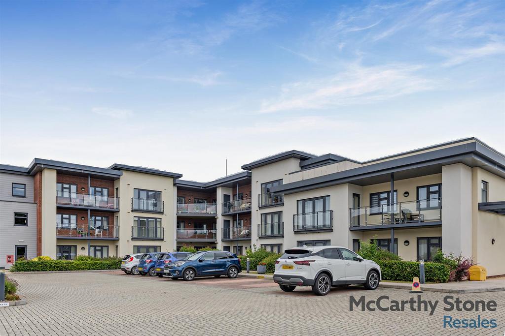 Pincombe Court