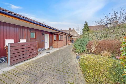 2 bedroom bungalow for sale, Ron Todd Close, Dagenham, Essex