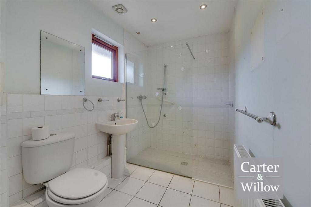 Shower room/ WC