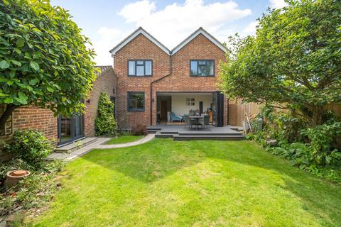 4 bedroom detached house for sale, Elkins Gardens, Guildford GU4