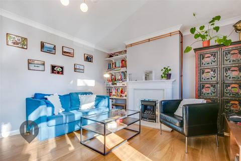 3 bedroom flat for sale, Glen Albyn Road, London