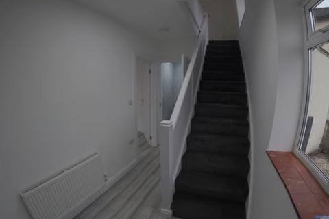 3 bedroom end of terrace house to rent, Millfield Close, Orpington, Kent, BR5