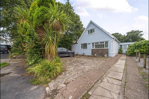 Pantydwr, Three Crosses, Swansea