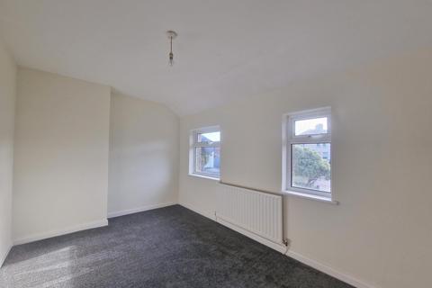 2 bedroom house to rent, Cowdray Square, Deal, CT14