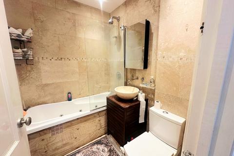 2 bedroom flat to rent, Marlborough Road, Archway, N19