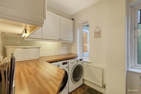 4 Carte Place, Langdon Hills, Basildon, SS16 6GJ