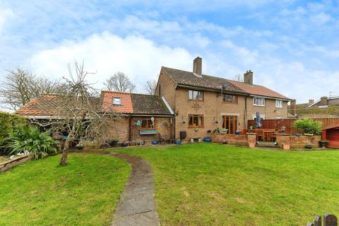 3 bedroom semi-detached house for sale, Broadway, Grimsby DN41