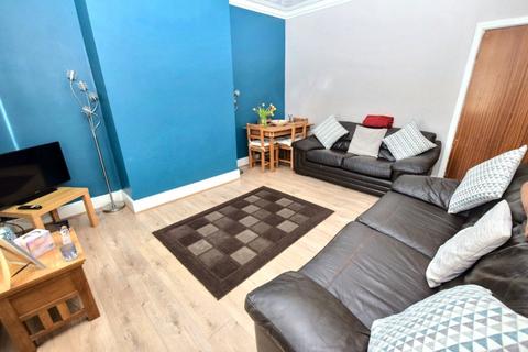 3 bedroom terraced house for sale, Bangor Place, Leeds, West Yorkshire