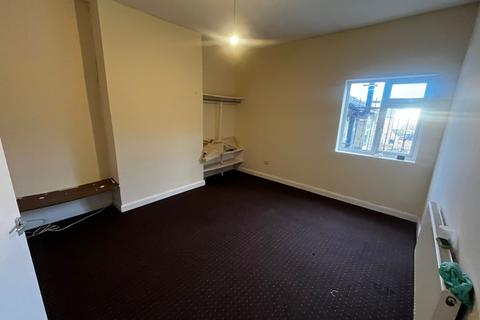 2 bedroom flat to rent, Osmaston Road, Derby DE23