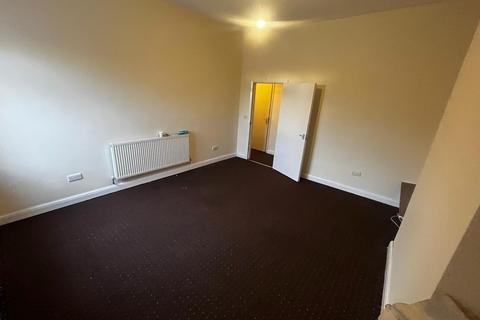 2 bedroom flat to rent, Osmaston Road, Derby DE23