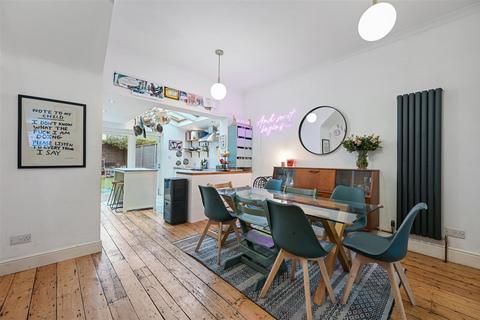 3 bedroom terraced house for sale, Cobbold Road, London, W12