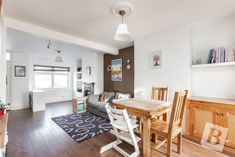 219 Marks Road, Romford, RM7 7AF