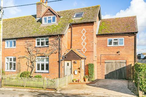 4 bedroom semi-detached house for sale, Newbury Lane, Newbury RG20