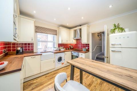 2 bedroom flat for sale, Colehill Lane, London SW6