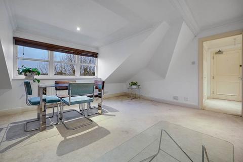 2 bedroom flat for sale, Sutherland Avenue, London W9