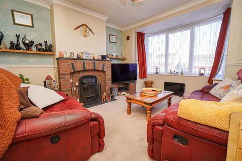 4 bedroom semi-detached house for sale, Madeira Drive, Hastings