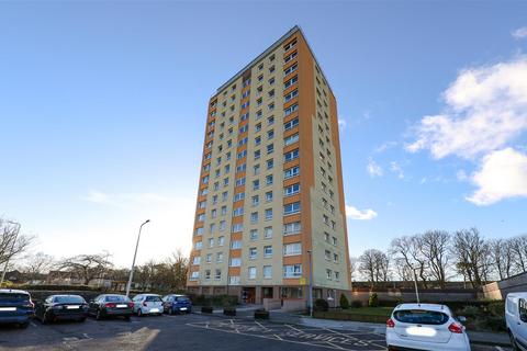 2 bedroom flat for sale, Raeburn Heights, Glenrothes