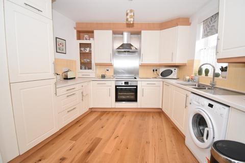 2 bedroom ground floor flat for sale, Gras Lawn, St Leonards, Exeter, EX2