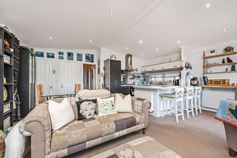 2 bedroom lodge for sale, Cockburnspath TD13