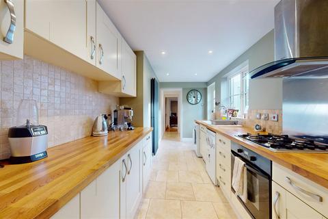 3 bedroom cottage for sale, Newtown, Easton On The Hill, Stamford