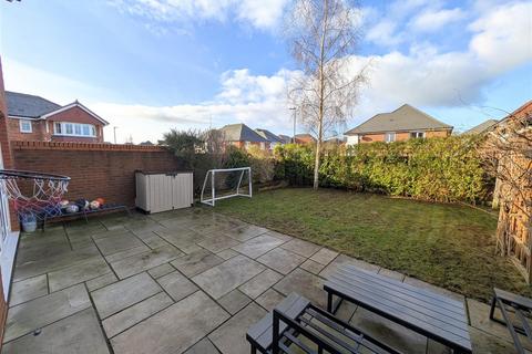 4 bedroom detached house for sale, Paddock Road, Sandbach