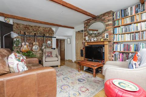 4 bedroom semi-detached house for sale, Nargate Street, Littlebourne, Canterbury, Kent, CT3