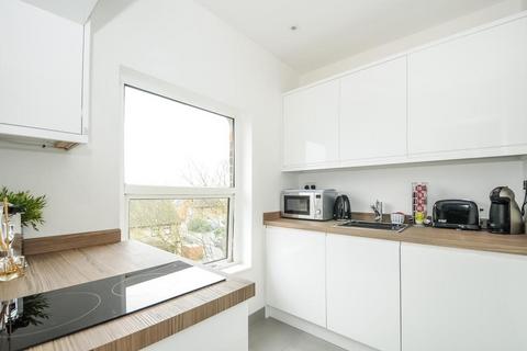 1 bedroom flat for sale, Newbury,  Berkshire,  RG14