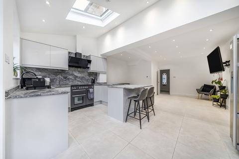 108 Oakridge Road, Bromley, BR1 5QG