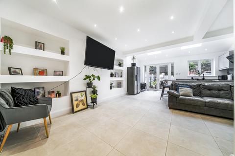 108 Oakridge Road, Bromley, BR1 5QG