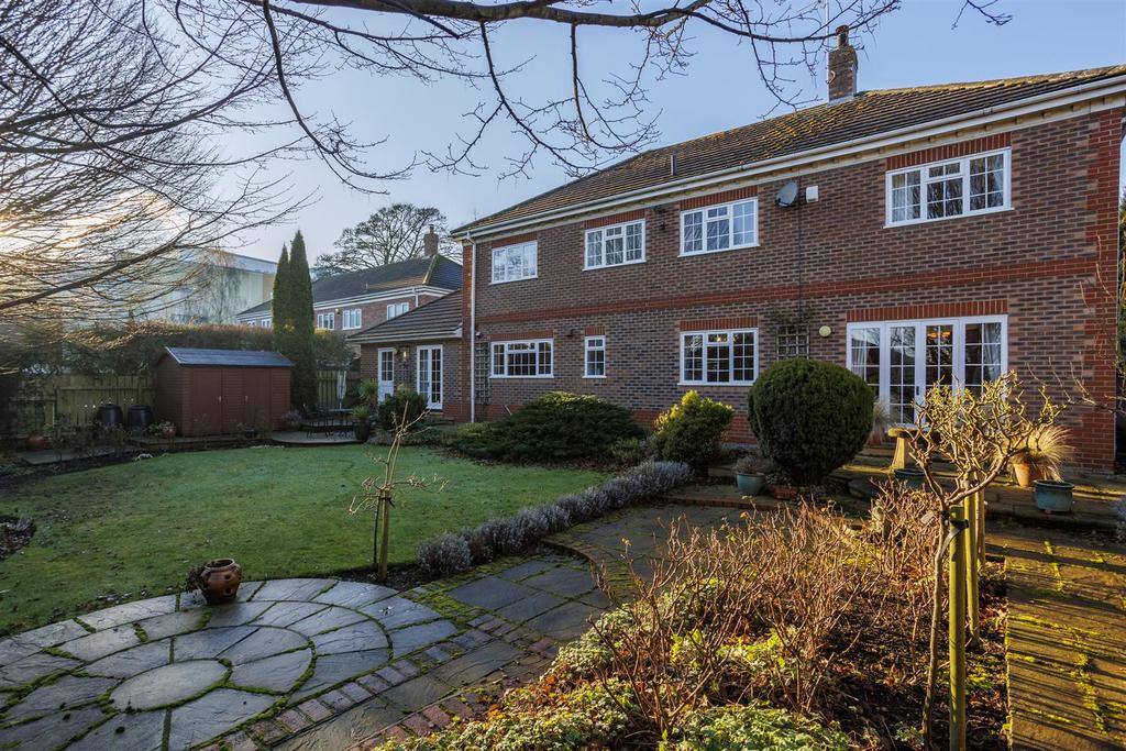 15 Chessingham Gardens  11.jpg