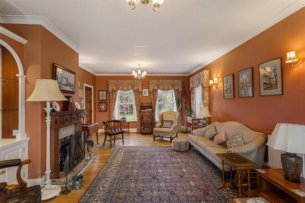 15 Chessingham Gardens 43.jpg