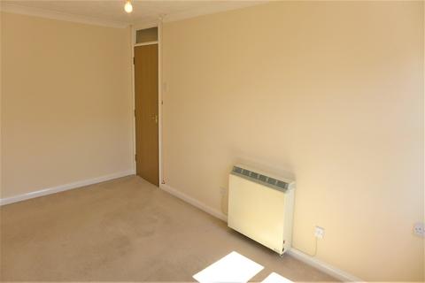 1 bedroom retirement property to rent, 15 Rose Court, Gloucester Road BN17