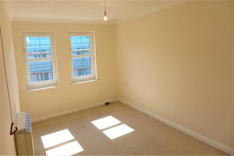 1 bedroom retirement property to rent, 15 Rose Court, Gloucester Road BN17