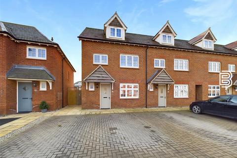 4 bedroom townhouse for sale, Near Birch Road, Rugby CV23