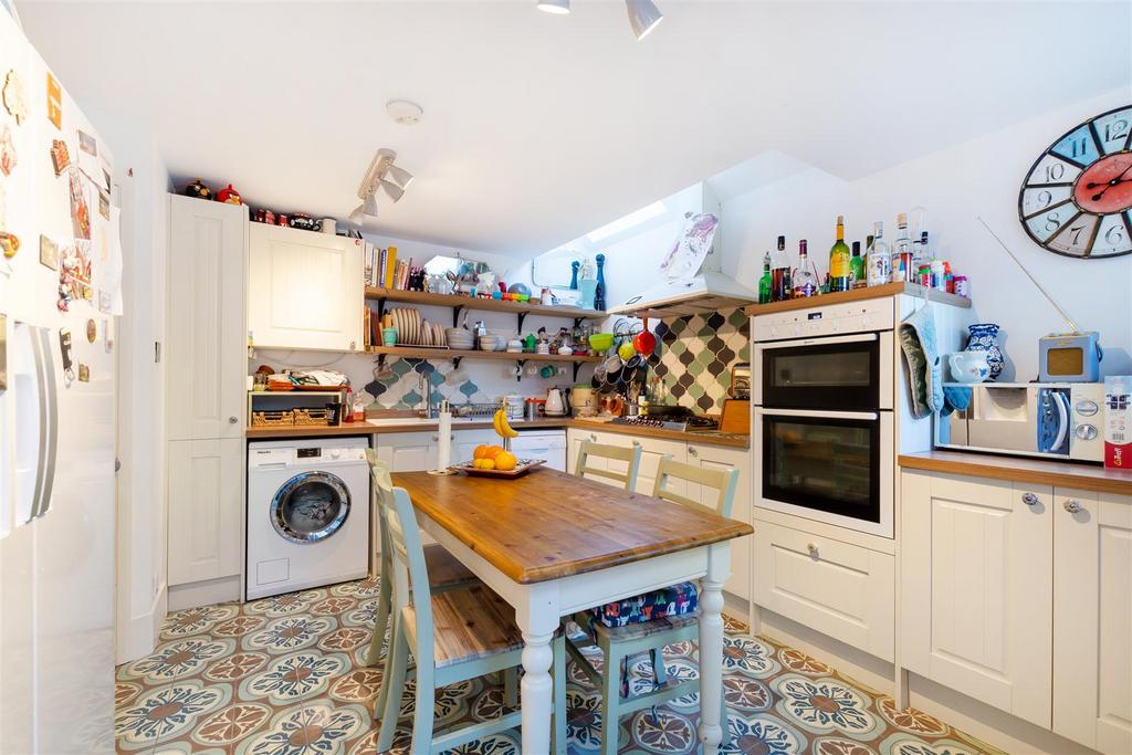3a Maley Road, SE27 9 BY-5.jpg