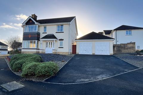 4 bedroom detached house for sale, Maes Y Wennol, Carmarthen SA31