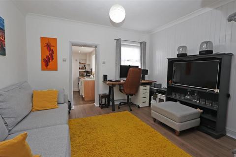 2 bedroom terraced house for sale, Bynes Road, South Croydon